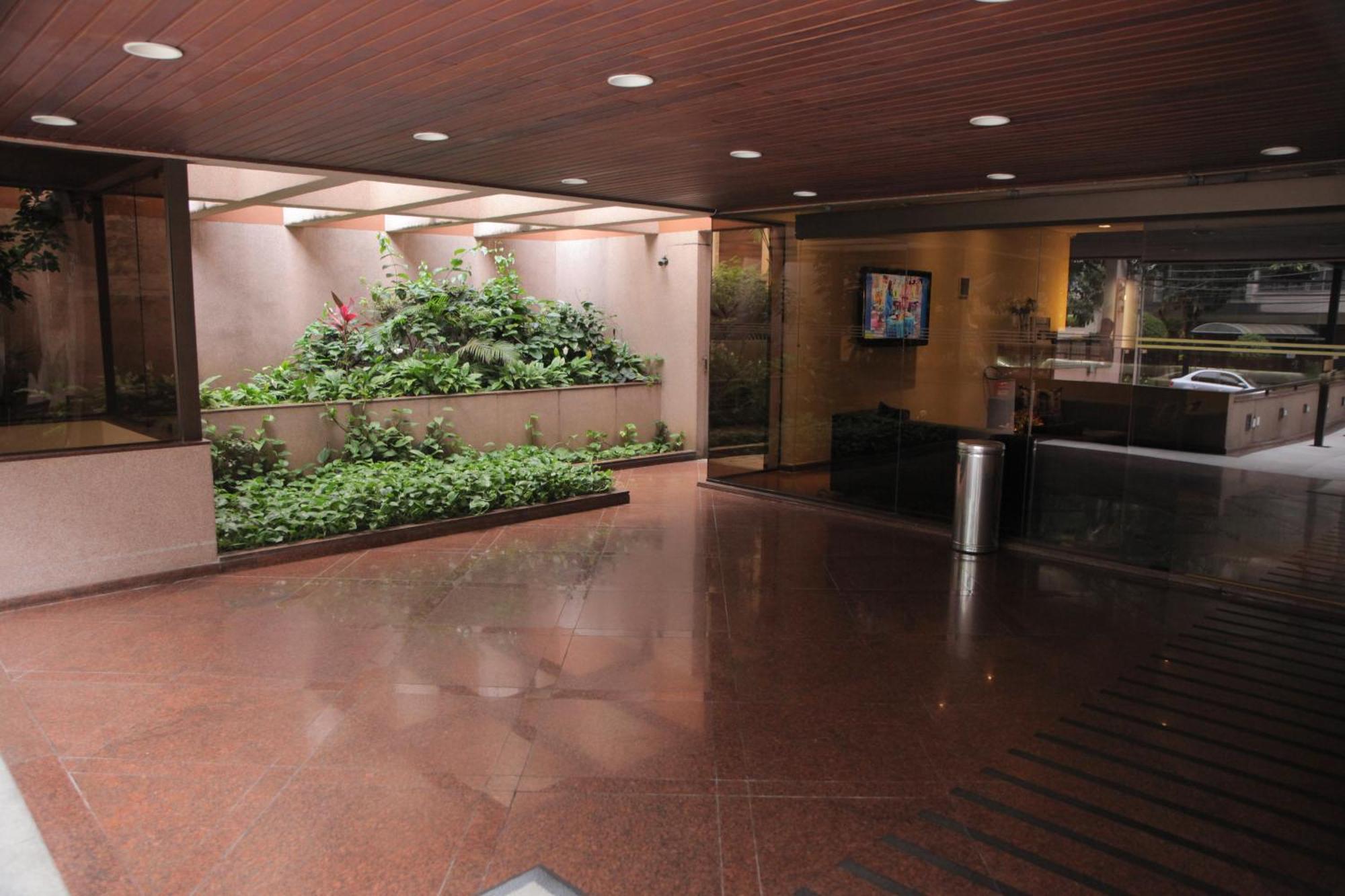 London Class Suites Sao Paulo Exterior photo
